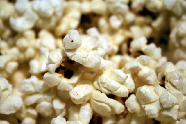 Instructions For The Presto Microwave Popcorn Popper Ehow Use Diffe Oils And Seasonings To Customize Microwave Popcorn In Your Presto Popper