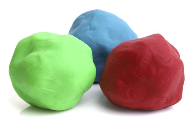 How To Make Homemade Play Dough Less Sticky Ehow Add Food Coloring To Your Homemade Play Dough Make Diffe Colors
