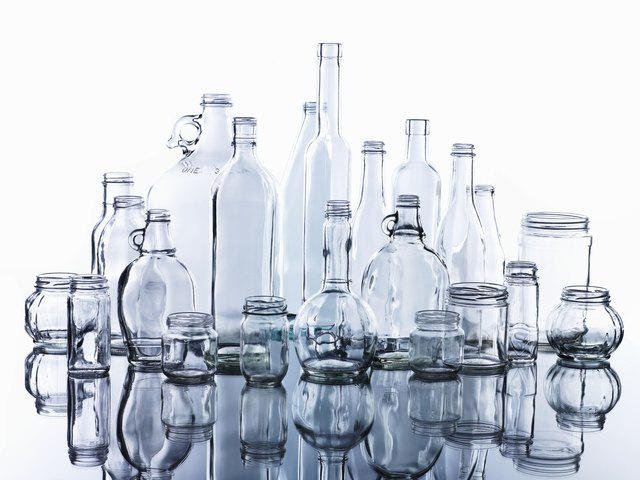 What Will Make Spray Paint Stick To Glass Ehow Even Glass That Looks Clean Should Be Washed And Wiped With Alcohol Before Painting