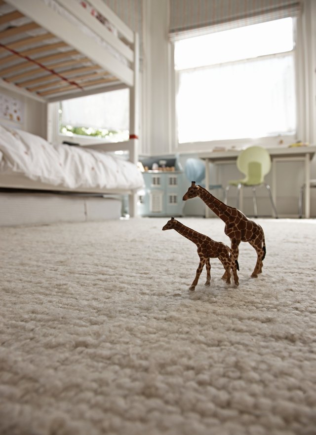 Berber Vs Frieze Carpet Quality Ehow Berber Is A Looped Pile That Can Stand Up To Hard Wear