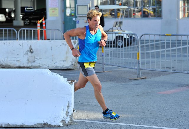 Ultra-marathoner Dean Karnazes Kicks Off The 10th Annual URBANATHLON In San Francisco At AT&T Park Featuring Seiko, Six Star, And Propel Electrolyte Water