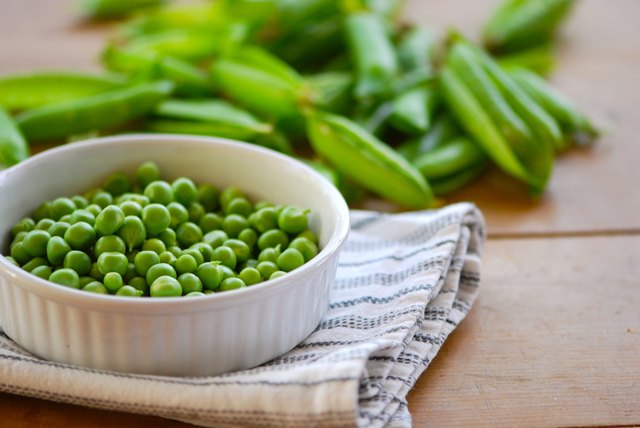 Fresh green peas