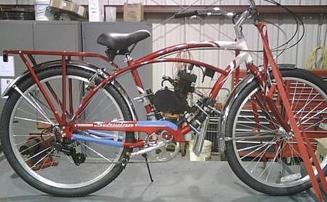 How To Convert Your Bicycle Into A Moped It Still Runs When You Get Everything All Put Together On Your Bike Start Peddling Pop The Clutch And Ta Da Have A Motorized