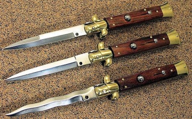 Classic Italian Stiletto Switchblades of the