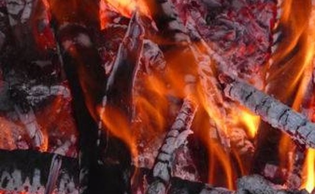 Camfire. Image from Wikimedia Commons