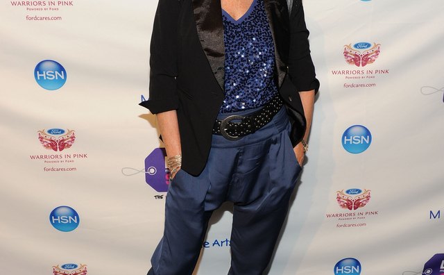 Twiggy still keeps it cool at red carpet events.