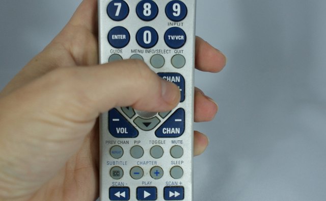 How to Set a Phillips Universal Remote | It Still Works