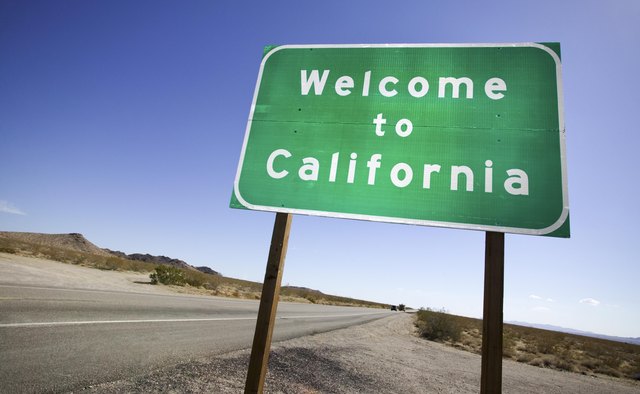 Welcome to California sign