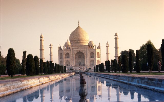 Taj Mahal at dawn