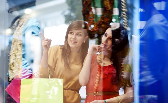 Best friends shopping