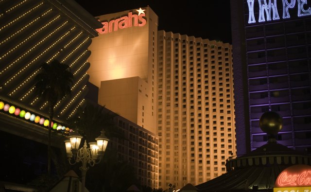 Hotels in Las Vegas at night