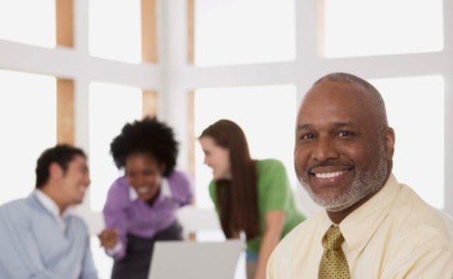 A customer satisfaction indicator might be a smiling manager.