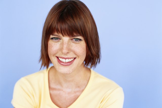 How To Cut Hair To Cover Thinning Crowns In Females Leaftv