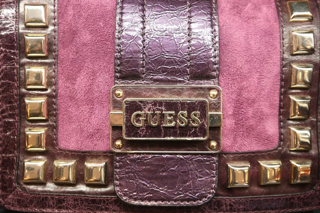 How to Tell the Difference Between Fake GUESS Wallets & Real GUESS ...