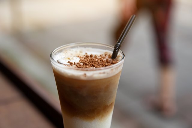 how-to-make-a-caramel-latte-leaftv