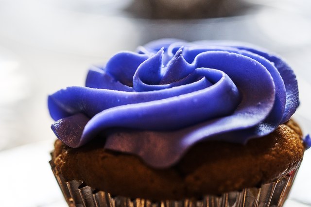 how-to-make-purple-frosting-leaftv