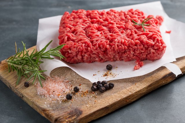 How To Tell When Ground Beef Goes Bad | LEAFtv