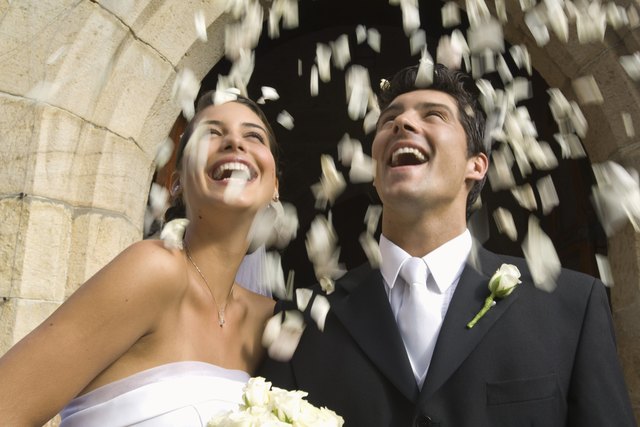 You've tied the knot, but don't get tied down trying to figure out how to file taxes as a couple. With multiple options for filing, which one will work best?