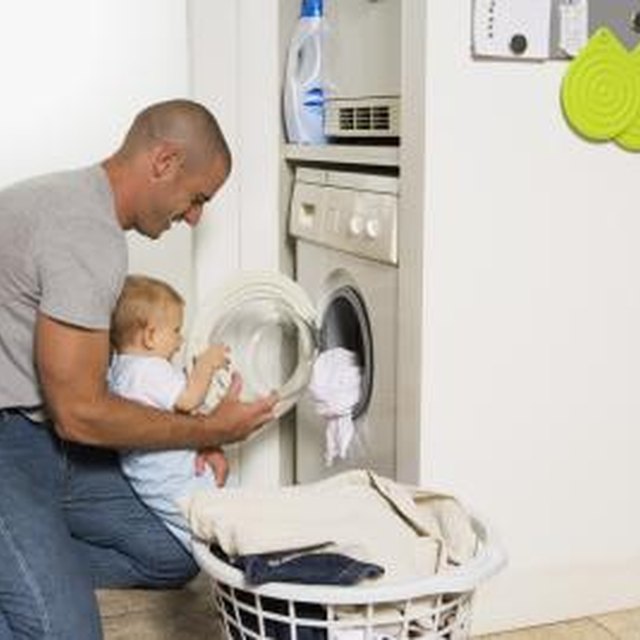 How to Compare Washer & Dryer Brands | HomeSteady