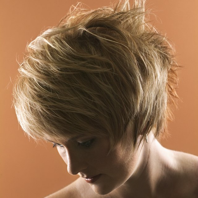 How To Remove Turmeric Stains From Plastic Dishes Leaftv How To Get Yellow Out Of Lightened Hair When Toners Don T Work