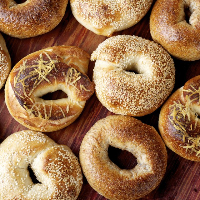 What Are the Benefits of Whole-Wheat Bagels? | Our Everyday Life
