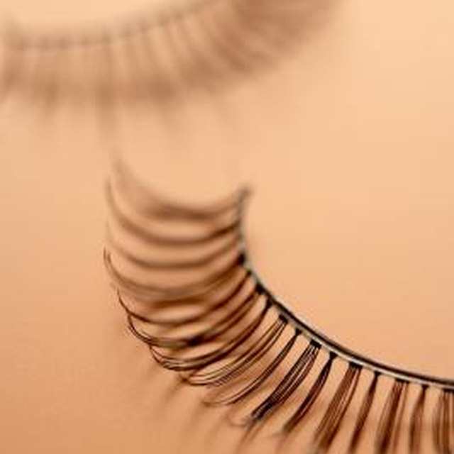 How Long Do False Eyelashes Last? Our Everyday Life