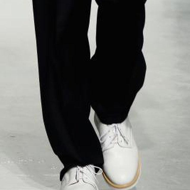 how to stop leather shoes from creasing