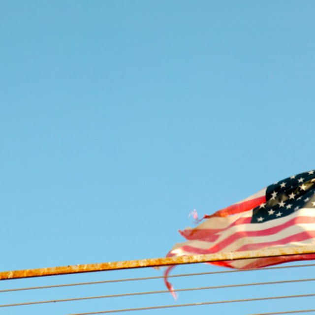 How to properly dispose of an american flag synonym