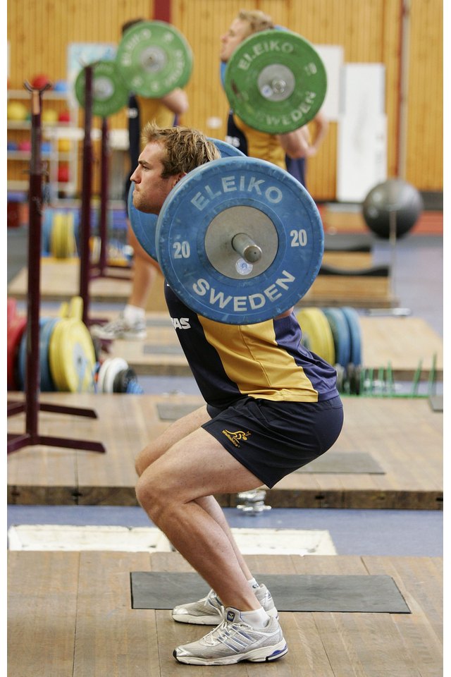 Benefits of High Rep Squats - SportsRec