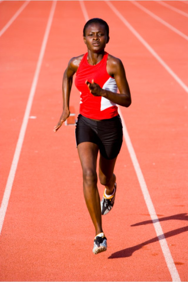 Running cleats hotsell for track