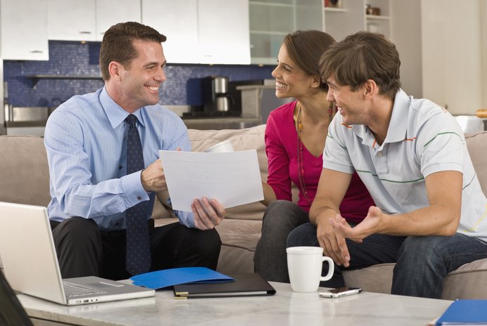 What Is the Difference Between a Diversified & Non-Diversified Mutual Fund?
