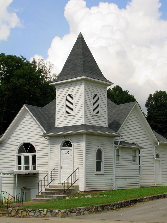 14 Beautiful Tennessee Churches