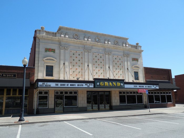 10 Unique Theaters In Georgia