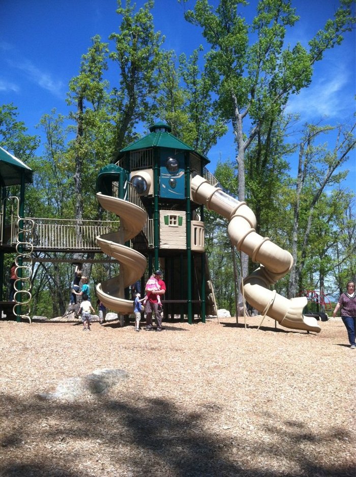 7 Amazing Playgrounds In SC That Will Make You A Kid Again