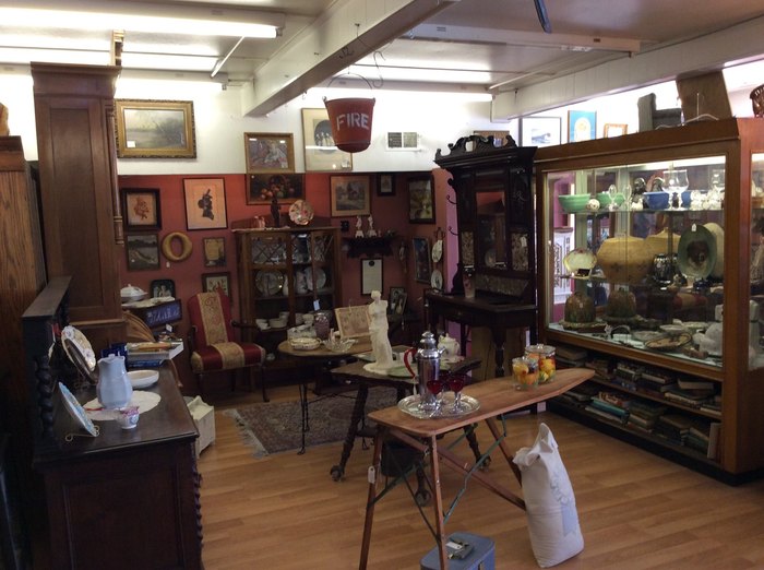 10 Amazing Antique Shops In Nevada