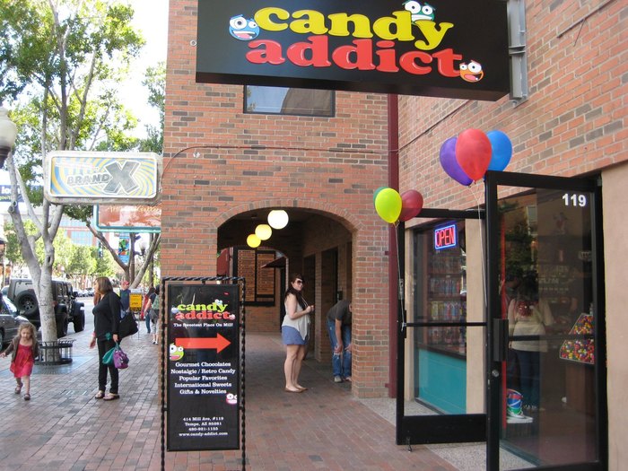 these-15-candy-shops-in-arizona-will-make-your-sweet-tooth-explode