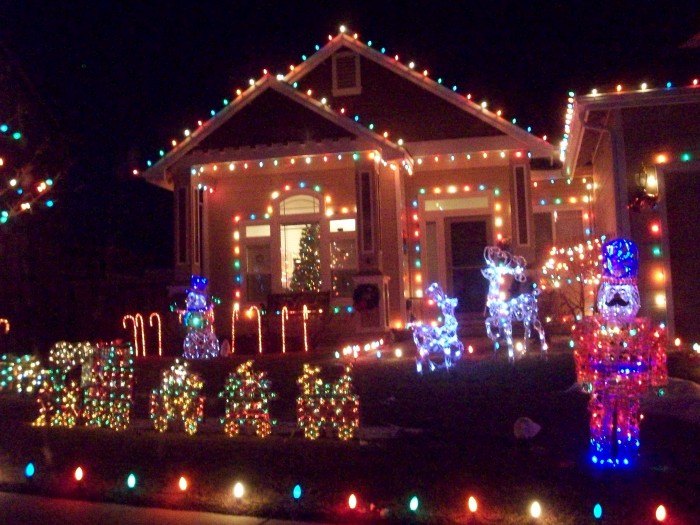 Next Year, Check Out These AWESOME Las Vegas Christmas Decorations (Las  Vegas? REALLY?) - The Modest Mansion