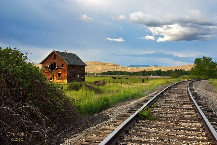 Old barn in Emmett, Idaho