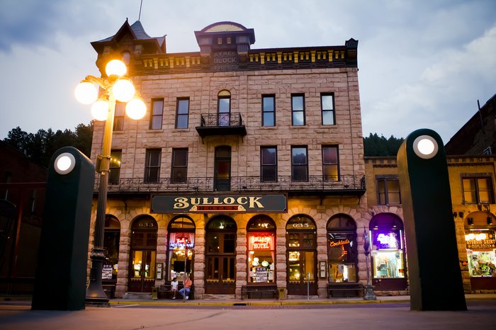 The unsolved mystery of Hotel Bullock - Unsolved mysteries in south dakota