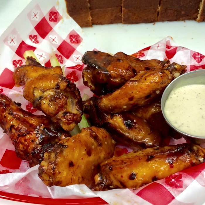 11 Places For The Best Wings In Rhode Island