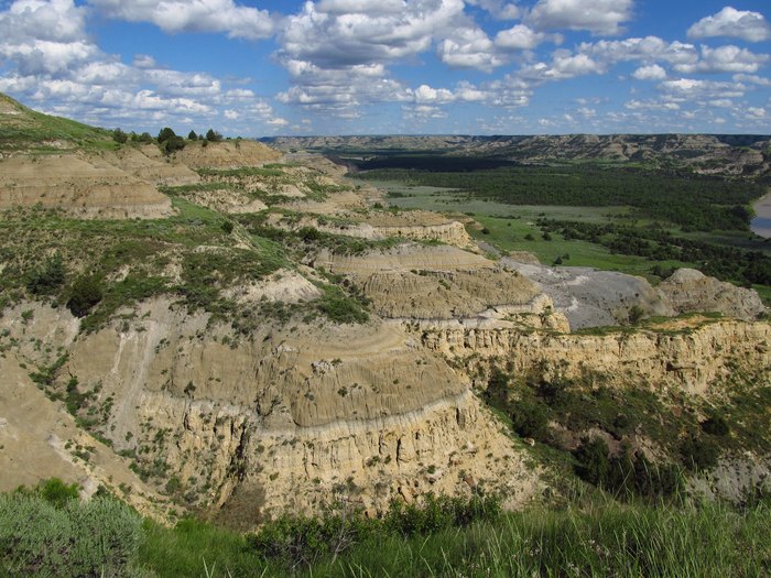 You Must Pay A Visit To This Beautiful National Park In North Dakota