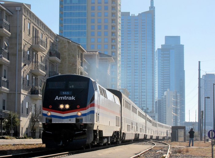 travel trains in texas