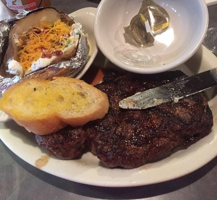 10 Of The Best Steakhouses In Mississippi