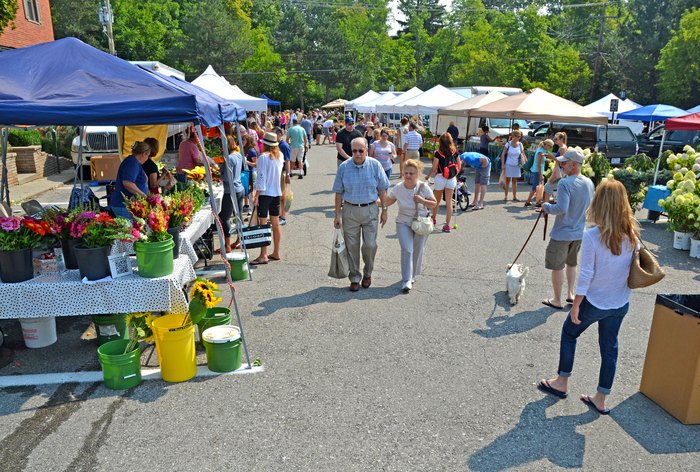 10 Of The Best Farmers Markers In Michigan