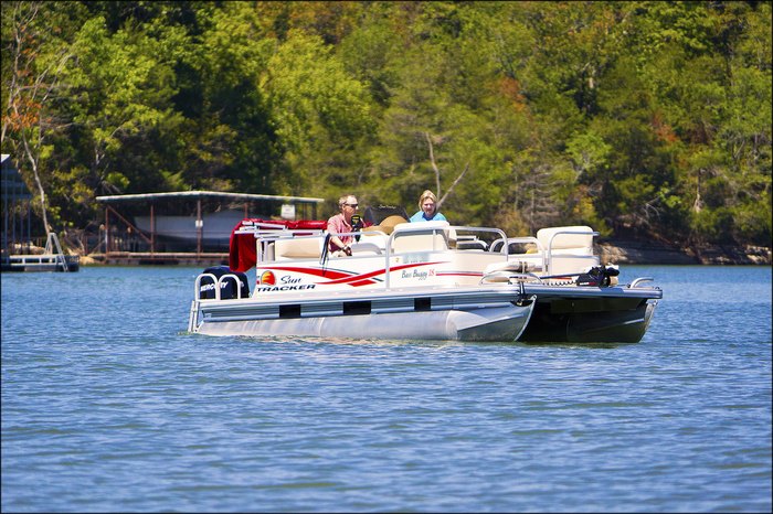 17 Reasons To Visit Beaver Lake In Arkansas