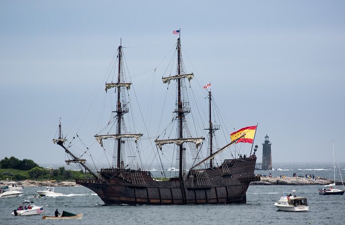 El Galeón — Sailing Ships Maine