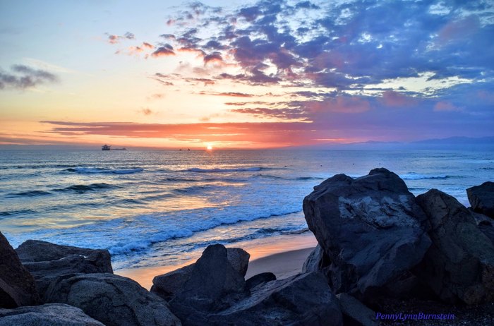 Locals Love The Stunning Sunsets At This Popular Southern California ...