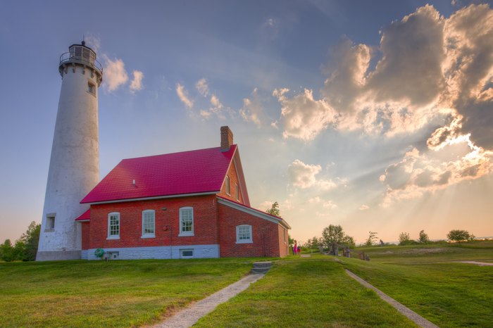 10 Peaceful Small Towns In Michigan