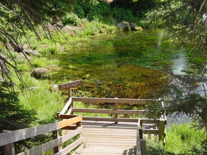 Everyone In Idaho Should Visit This Beautiful Natural Spring