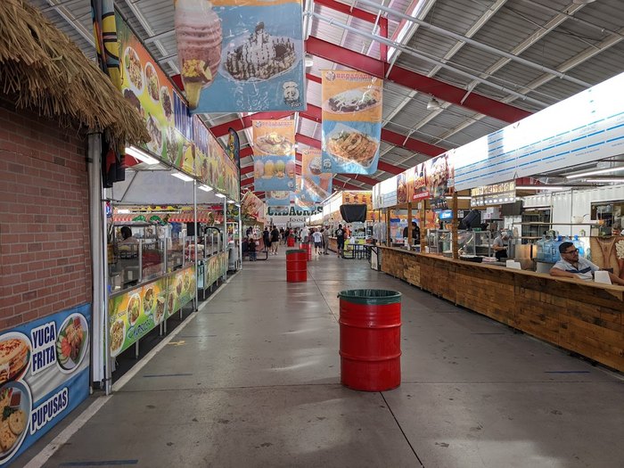 Photograph: A Day at the Broadacres Marketplace - Las Vegas Sun News